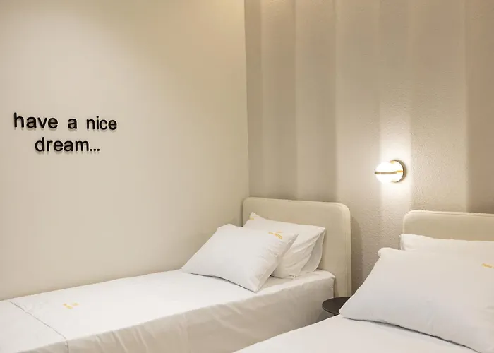 Отель Beke Влёра